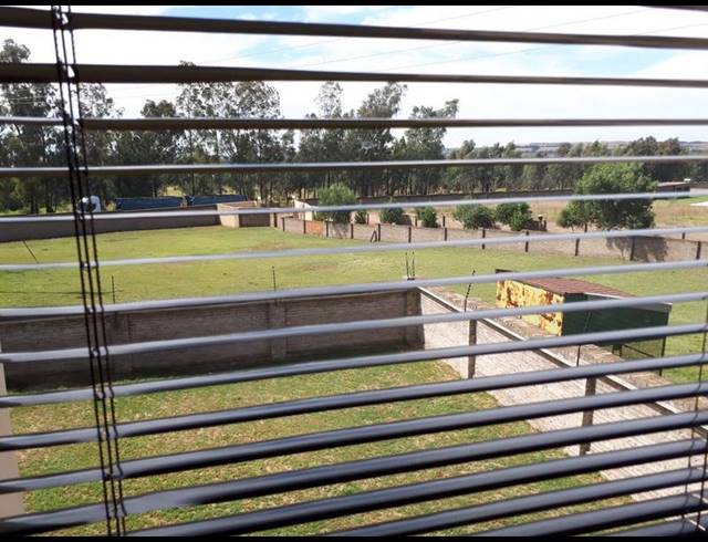 FARM FOR SALE IN ELANDSVLEI